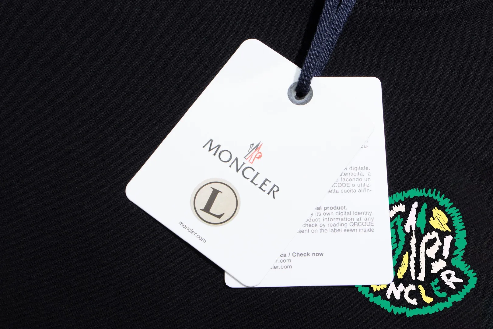 Quality《Moncler~ 》2024New Arrival T , Versatile Quality . ‼ 32 250G ‼ T 🤪 Sizes：S-M-L-XL-2XL ：Black White 、 Same Style